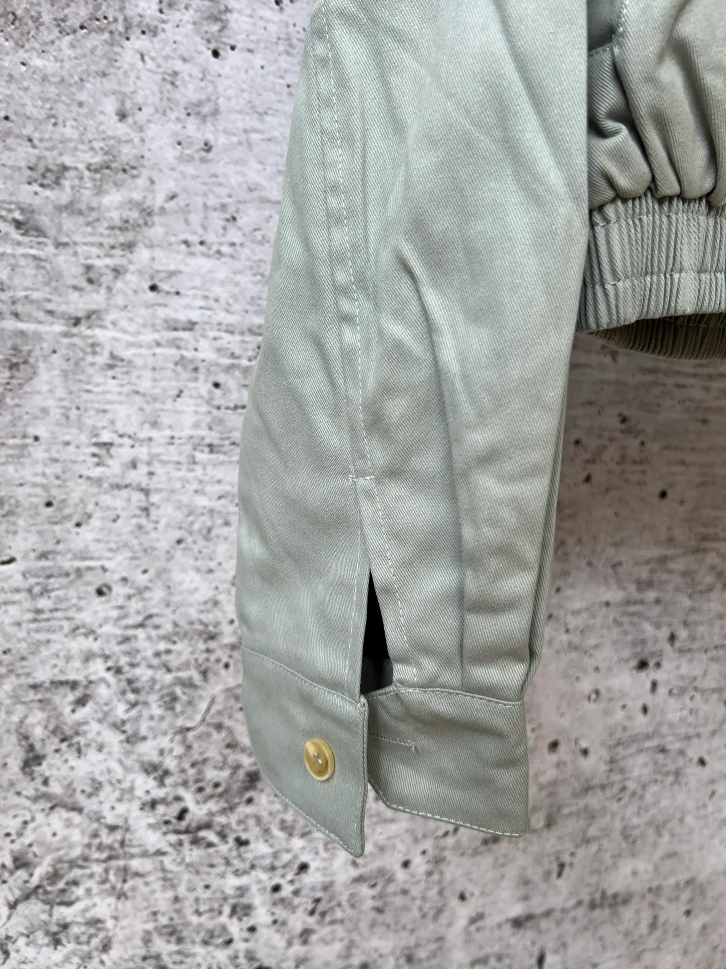 P310 Ralph Lauren women's autumn short wide jacket, short wide version with loose bust, elongated upper body effect, lining with plaid fabric, corduroy contrast collar added to the collar to make it more personalized, imported embroidered pony logo, fine workmanship and customized hardware accessories